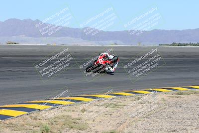 media/May-06-2024-Moto Forza (Mon) [[b33359f27d]]/1-Advanced/Session 2 (Bowl)/